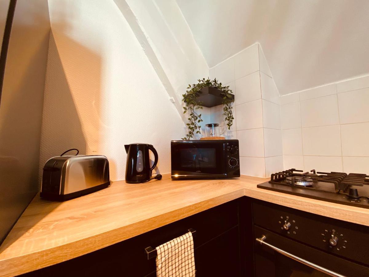 Under Roof Appartement *